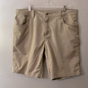 TOAD & Co khaki shorts zip button fly pocket 1 with zip men’s size 36